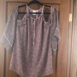 Lavender cold shoulder shirt